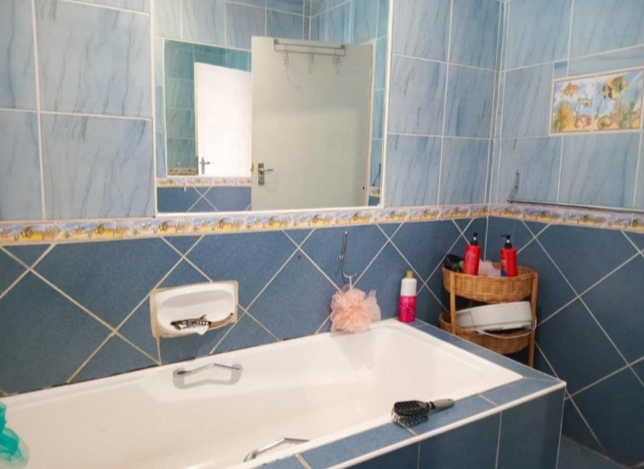 4 Bedroom Property for Sale in Roosheuwel North West